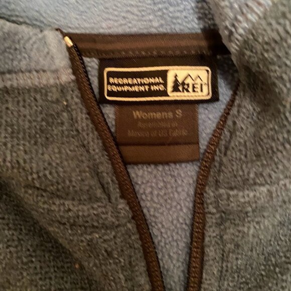 REI Women's Light Blue Polartec Vest Size Small(All of my clothing is $5/$10 - Picture 3 of 3